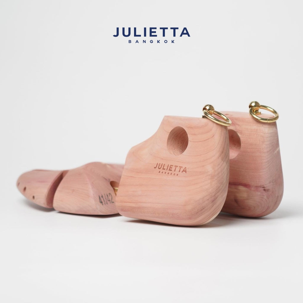 Boottree Shoetree for Boots made with Redcedar from the USA. Premium Boot tree ดันทรงรองเท้า สำหรับรองเท้าบูท