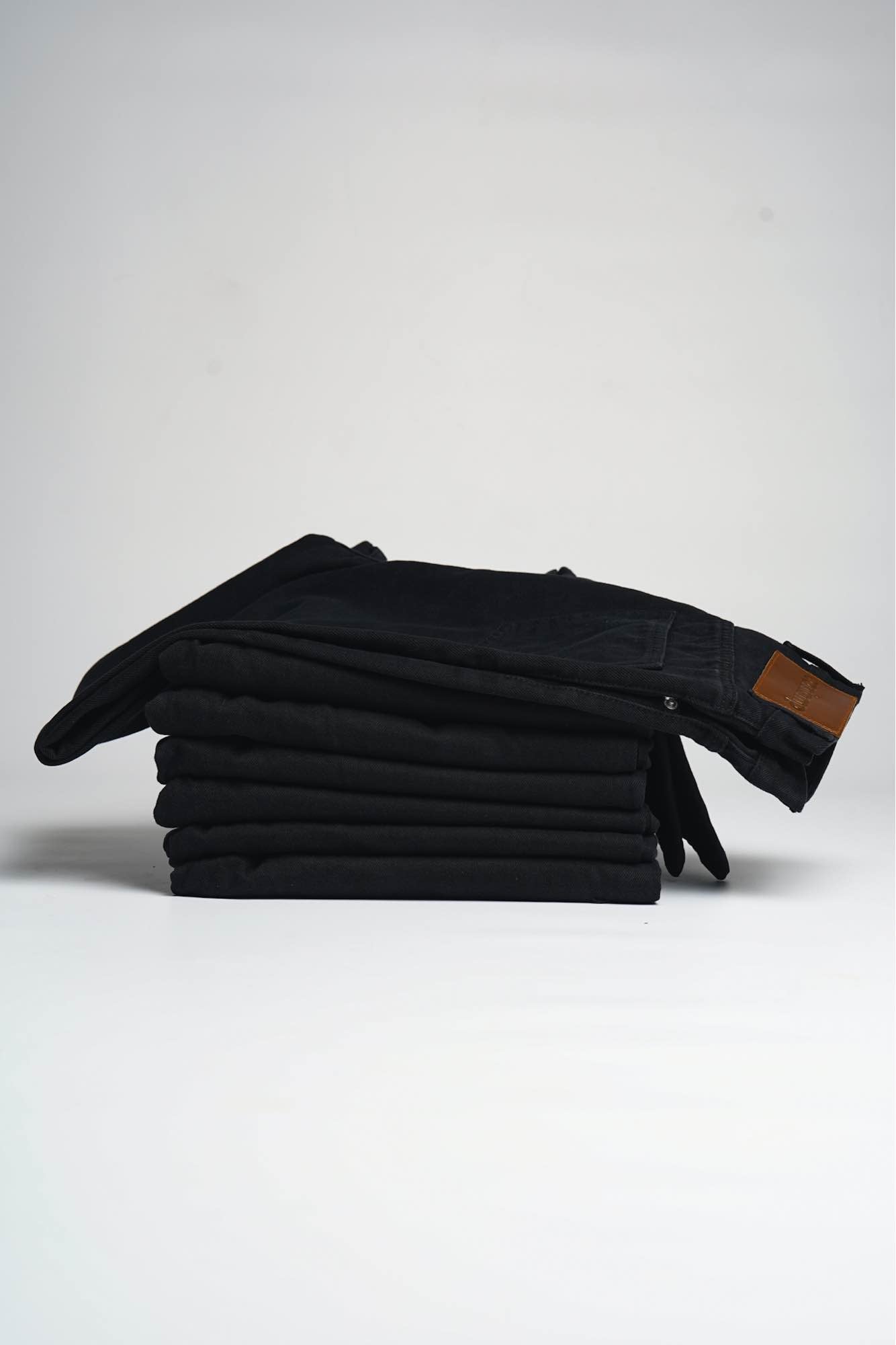 Contemp High-Rise Denim Black (Stone Wash) กางเกงยีนส์เอวสูงสีดำ