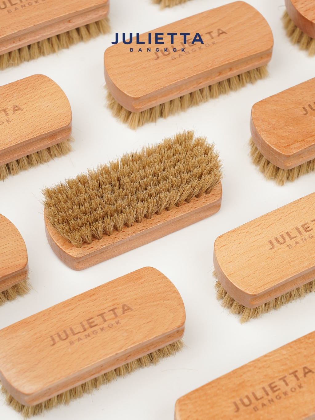 Boar Bristle Suede Brush แปรงขนหมูป่า แปรงทำความสะอาด รองเท้าหนังกลับ/รองเท้าผ้าใบ JULIETTA